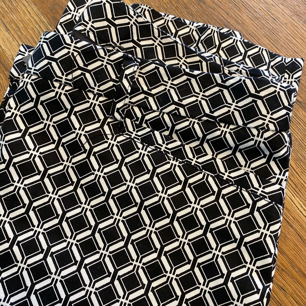 Laundry by Shelli Segal pants